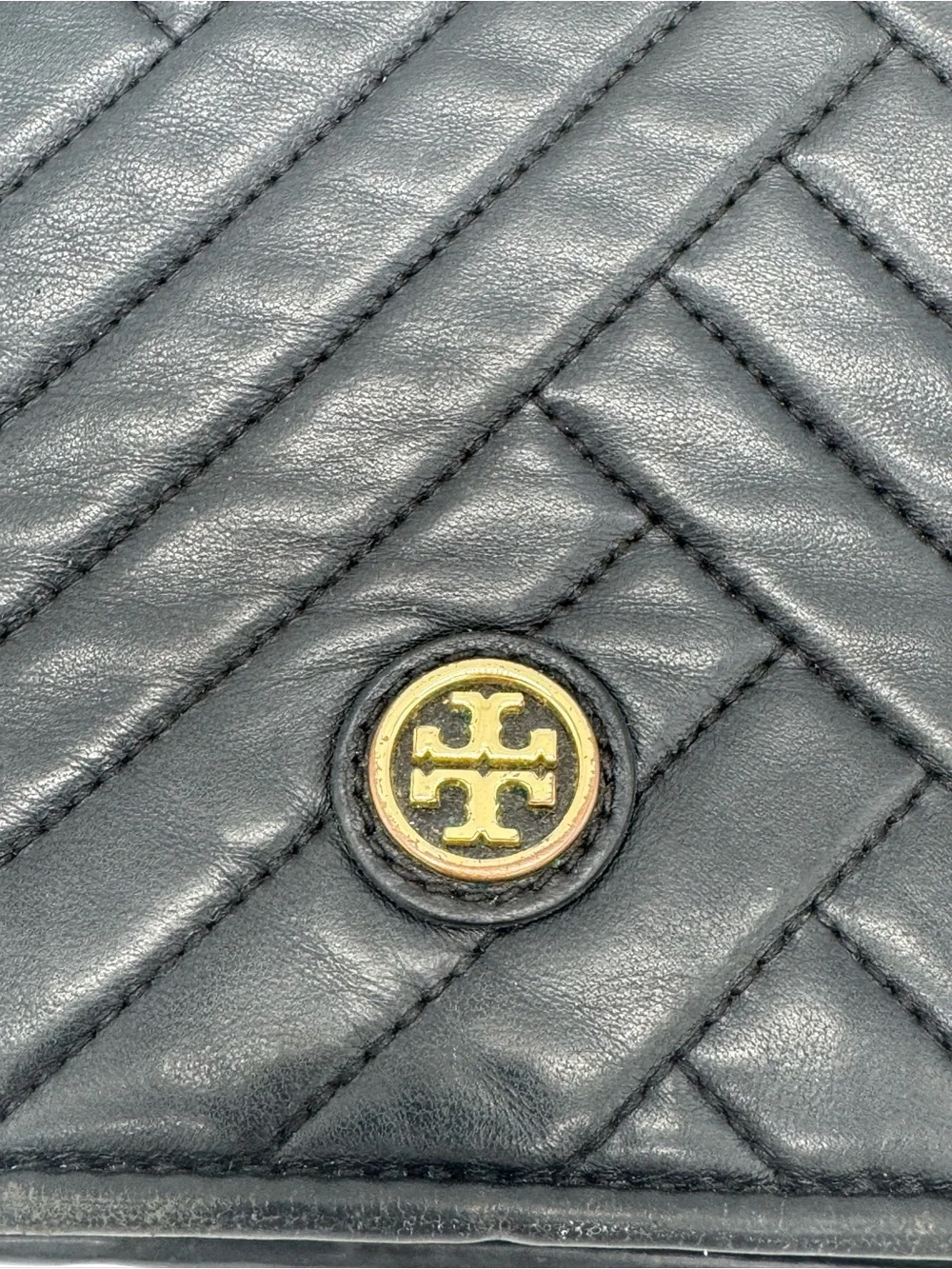 Tory Burch Black Quilted Leather Chevron Crossbody Shoulder Bag Gold Chain